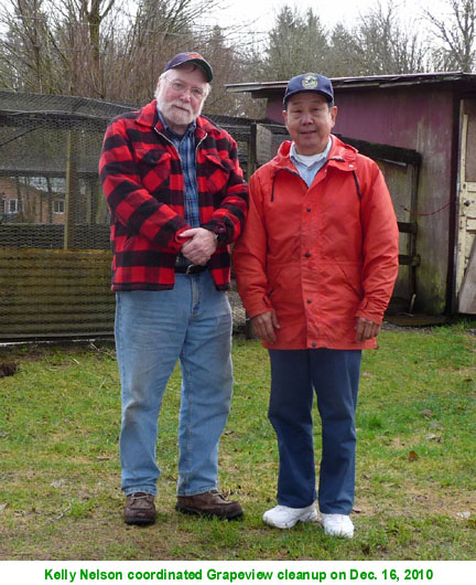 Helping at Grapeview: Larry Kralicek, Bob Brown & Susan Rennels